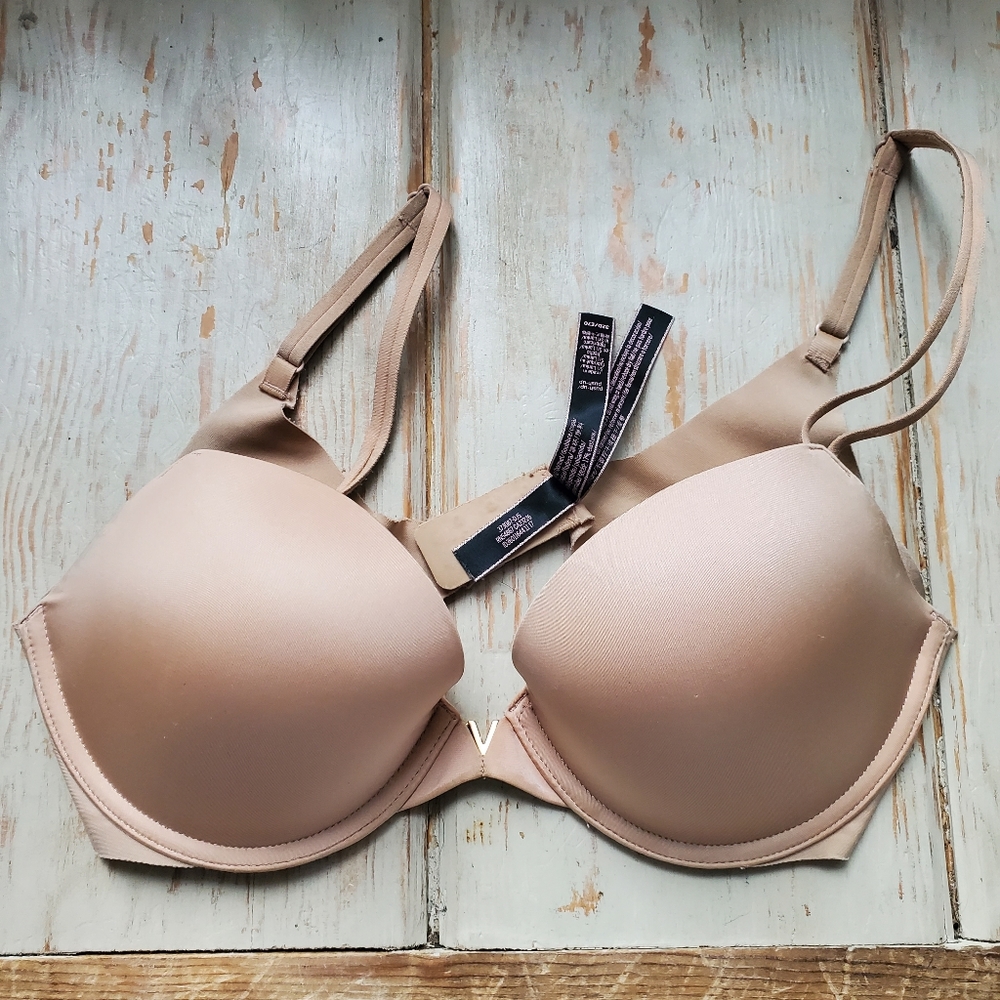 Victoria's Secret Very Sexy bra 32D